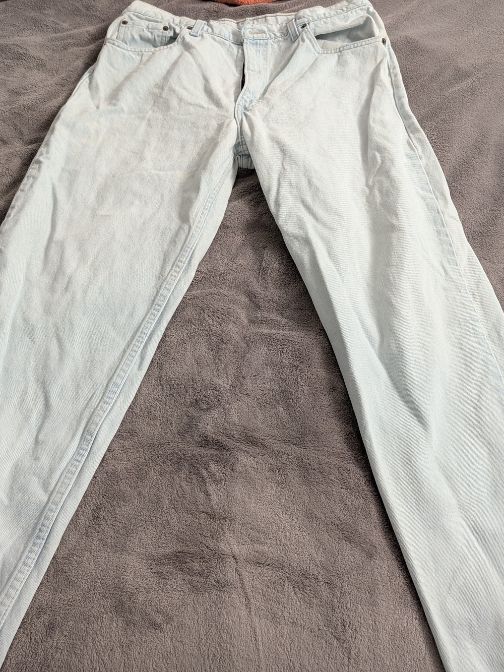 Vintage 1994 Levi's 550 Relaxed Fit Tapered Jeans - Light Wash Made In USA
